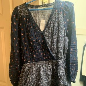 American Eagle smocked long sleeve babydoll dress